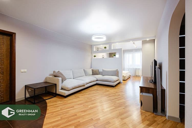 Просторная 2-комнатная квартира с ремонтом и шикарным видом из окна! | Агентство недвижимости Greenman Realty Group