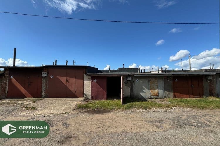 Чистый аккуратный гараж | Агентство недвижимости Greenman Realty Group