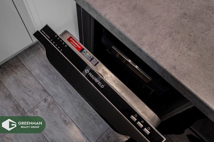 Светлая квартира студия с хорошим ремонтом! | Агентство недвижимости Greenman Realty Group