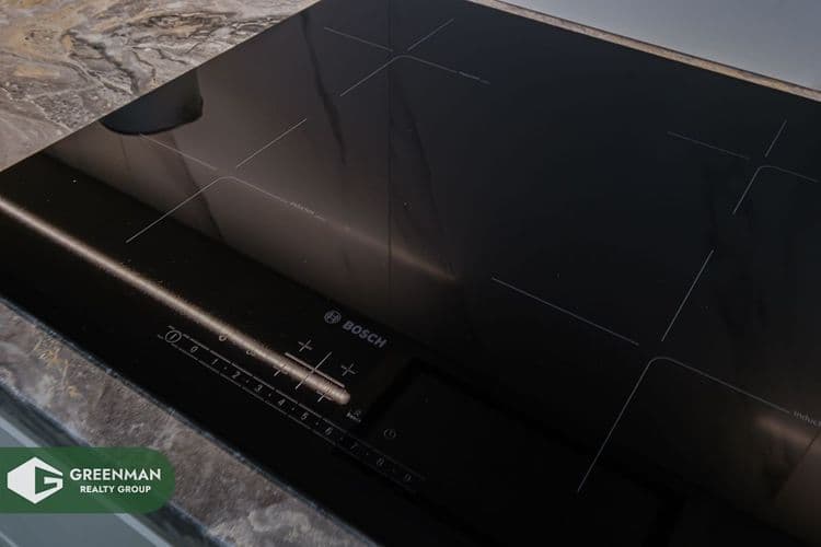 Светлая квартира студия с хорошим ремонтом! | Агентство недвижимости Greenman Realty Group