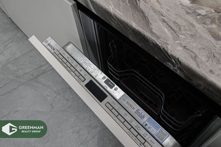 Светлая квартира студия с хорошим ремонтом! | Агентство недвижимости Greenman Realty Group