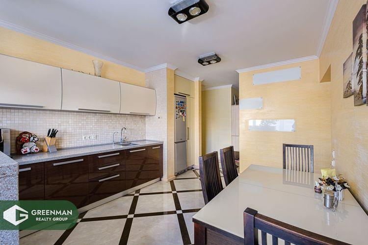 Просторная квартира в зеленом районе столицы. | Агентство недвижимости Greenman Realty Group