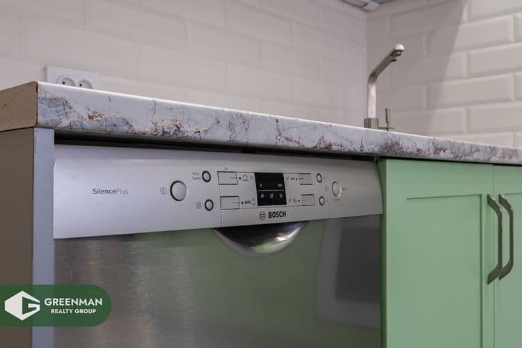 Трёхкомнатная квартира в самом семейном районе | Агентство недвижимости Greenman Realty Group