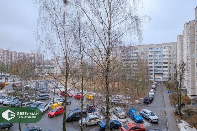 Большая трехкомнатная квартира в микрорайоне «Юго-Запад» | Агентство недвижимости Greenman Realty Group