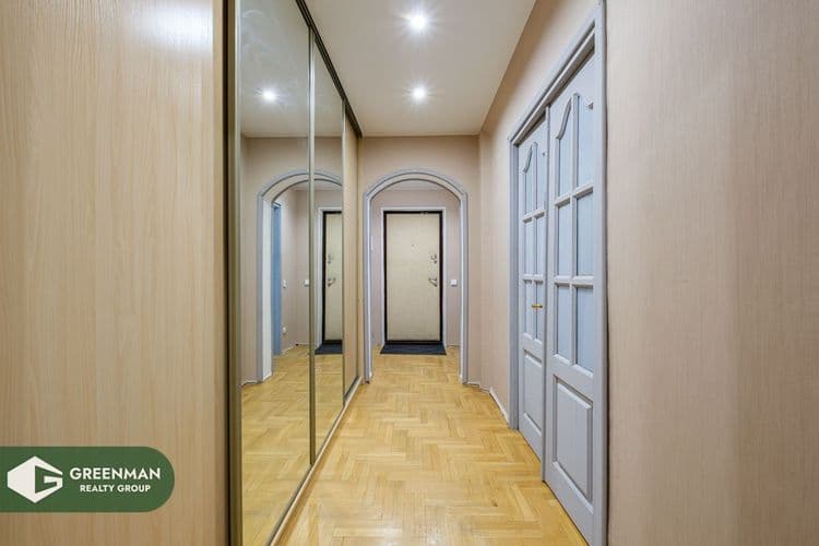 Трёхкомнатная квартира в самом семейном районе | Агентство недвижимости Greenman Realty Group