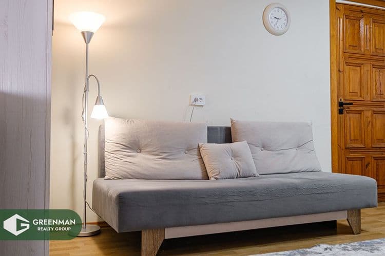 Двухкомнатная, просторная и светлая квартира рядом с метро. | Агентство недвижимости Greenman Realty Group